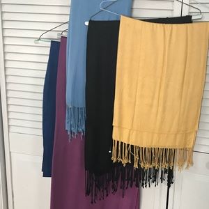 Lot of pashminas